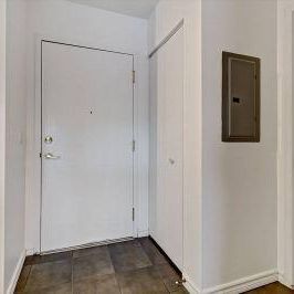 Québec, Charlesbourg, 3 ½ rénové, Idéal Aîné, étudiant, personne seule, Stationnement - Photo 4