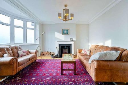 Ashfield Road, Poet's Corner, W3 - Photo 5