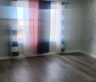 For Lease - 127 Donald Bell Drive, Hamilton, Ontario - Photo 6