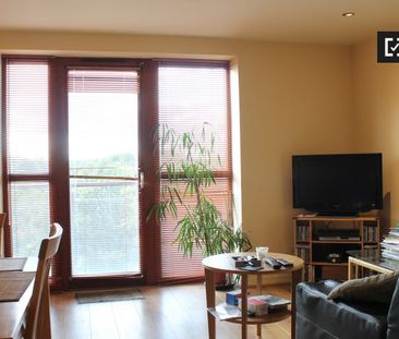 Equipped room in 2-bedroom apartment in Santry, Dublin - Photo 2