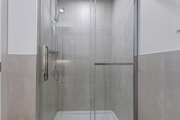 2061 rue Stanley, Montréal, QC - Photo 1