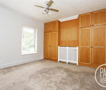 3 bedroom end of terrace house to rent - Photo 1