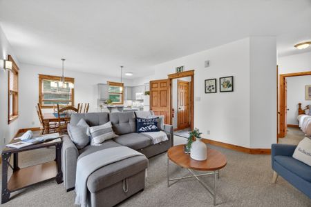 For Lease - 170 Snowbridge Way Unit# 121, Blue Mountains, Ontario - Photo 4