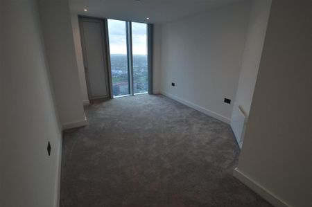 3 bedroom flat to rent - Photo 5