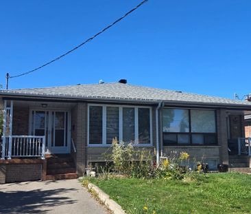 For Lease - 8 Hucknall Road, Toronto, Ontario - Photo 4