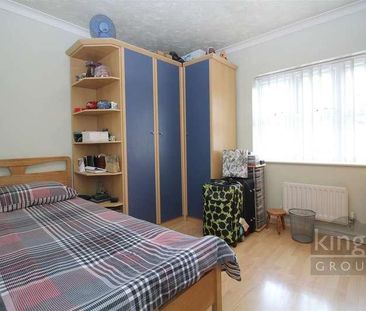 Belfield Gardens, Church Langley, CM17 - Photo 3