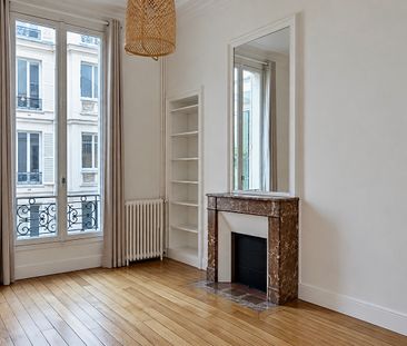 Tout savoir sur cet appartement dans le quartier Legendre-Lévis, à ... - Photo 2