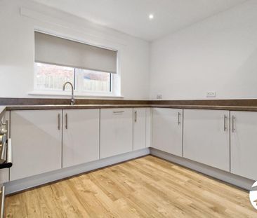 3 bedroom detached house to rent - Photo 6