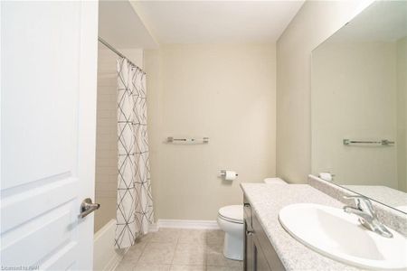 For Lease - 541 Winston Road Unit# 79, Grimsby, Ontario - Photo 4