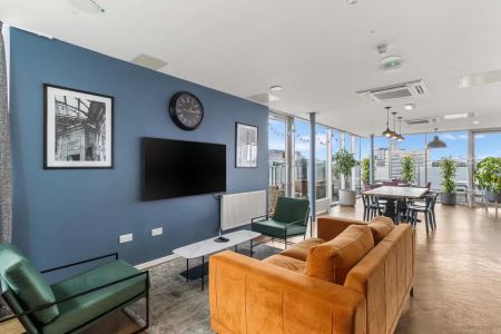 Gold Studio - Photo 4