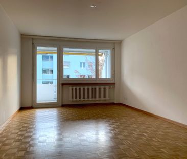 "Near city center and directly at the train station!" - Foto 5