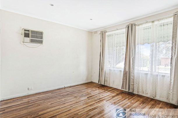 19 Orloff Street, Keysborough - Photo 1