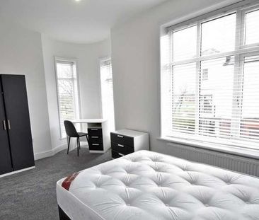Milner Avenue, Seedfield, BL9 - Photo 5