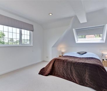 5 bedroom detached house to rent - Photo 4