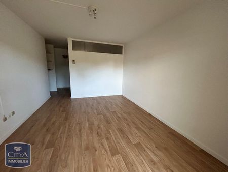 Location Appartement 1 pièce 26m² ST GEORGES DE DIDONNE 17110 - Photo 3