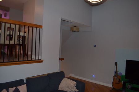 For Lease - 104 Esterlawn Private, McKellar Heights - Glabar Park and Area, Ontario - Photo 3