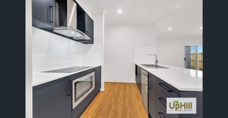 Spacious Family Home in Prime Location – Close to Schools, Shops & Transport! - Photo 3