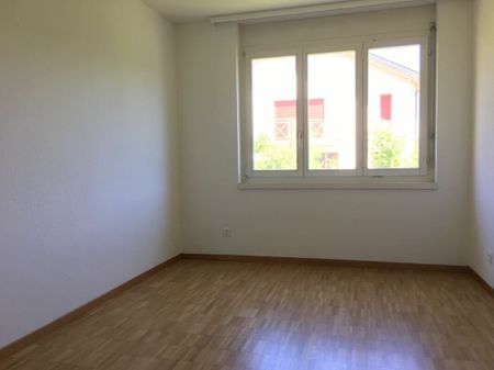 Ruhige 4.5-Zimmerwohnung mit Sicht ins Grüne - Photo 3