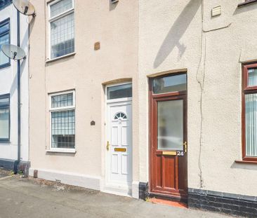 3 bedroom terraced house to rent - Photo 4