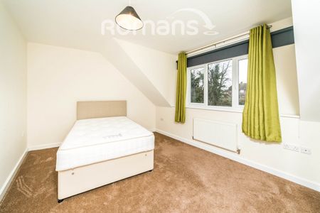 Evesham Road, Emmer Green, Reading, RG4 - Photo 3