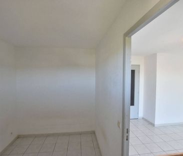 Location appartement 1 pièce 30 m² Saint-Raphaël 83700 - Photo 6