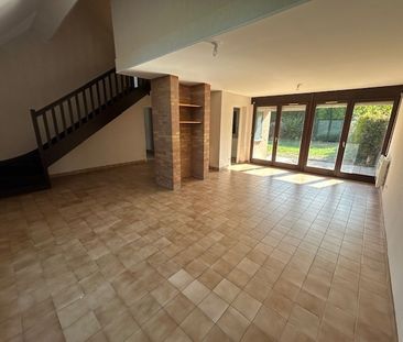 Location Maison 6 pièces 122m² GRAVELINES 59820 - Photo 1