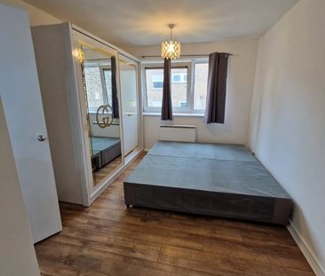 1 Bed Flat, Dumfries Street, LU1 - Photo 1