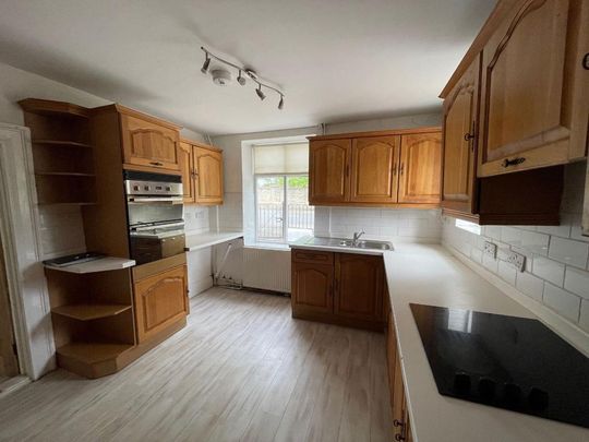 3 bedroom semi-detached house to rent - Photo 1