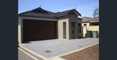 Perfect Location and in Harrisdale High School Catchment - Photo 2