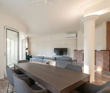 Appartement te huur - Photo 1
