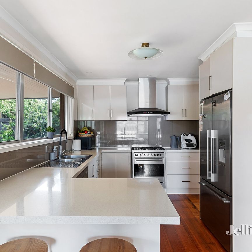 4 Janet Court, Yallambie - Photo 1