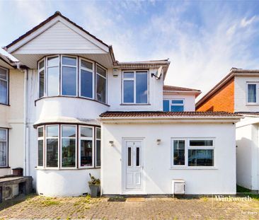 5 bedroom semi-detached house to rent - Photo 4