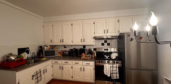 3 1/2 libre 1er Mai - Photo 2