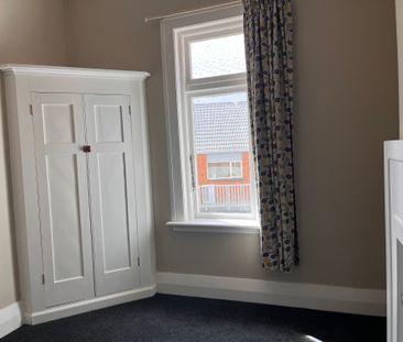 225 Highgate - Photo 4