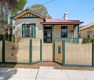 Charming Period Home in Prime Quarry Hill Location - Photo 6