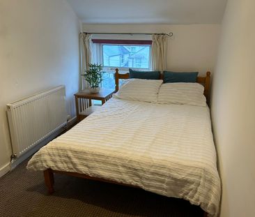 £550 PCM, All Bills and Wi-Fi Included, Furnished Second Floor Doub... - Photo 3