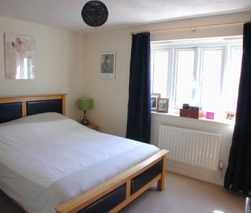 3 bedroom property to rent - Photo 2