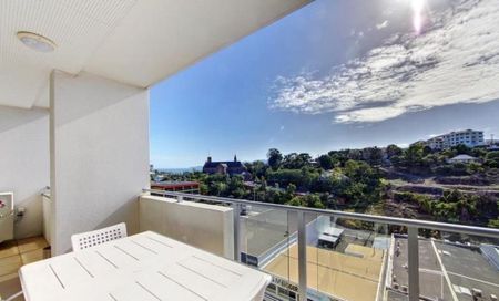 Modern CBD Apartment - The Dalgety - Photo 5