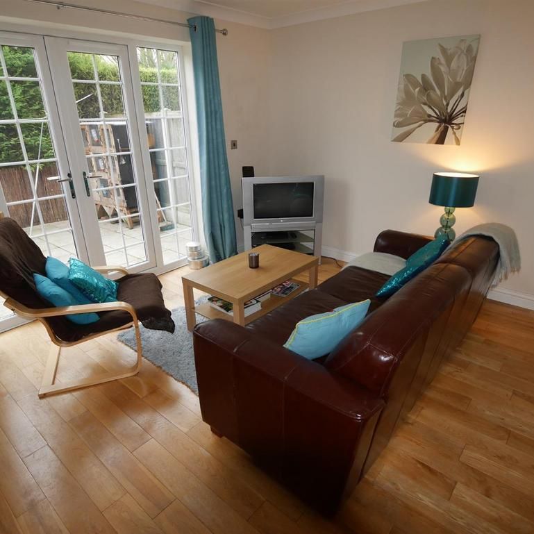 2 bedroom terraced house to rent - Photo 1