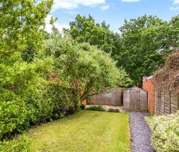 2 bedroom semi-detached house to rent - Photo 6
