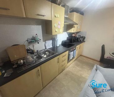 1 bedroom flat to rent - Photo 2