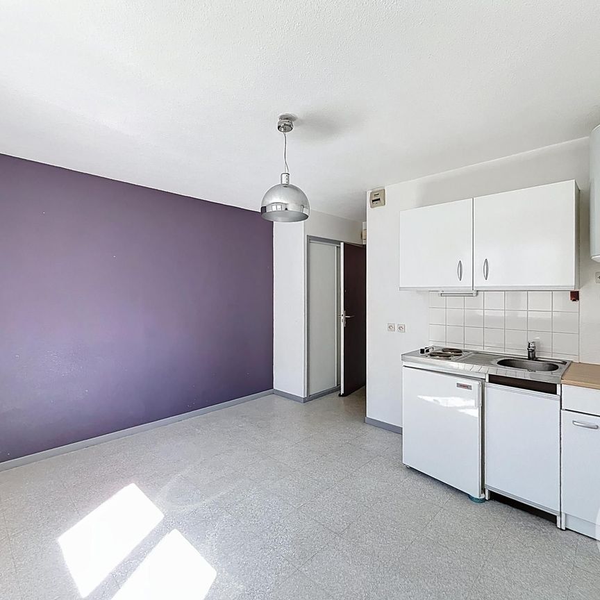 Location Appartement 1 pièce 18m² CLERMONT FERRAND 63000 - Photo 1