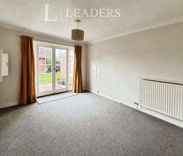 4 bedroom house to rent Mill Street, St. Osyth, Clacton-on-Sea, CO16 - Photo 2