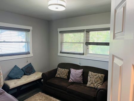 For Lease - 13409 Hwy 7 N/A Unit# Upper Level, Halton Hills, Ontario - Photo 2