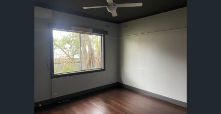 THREE BEDROOM HOUSE - Photo 5