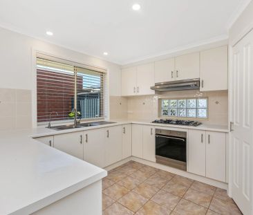 27 Spicer Boulevard, Altona Meadows. - Photo 4