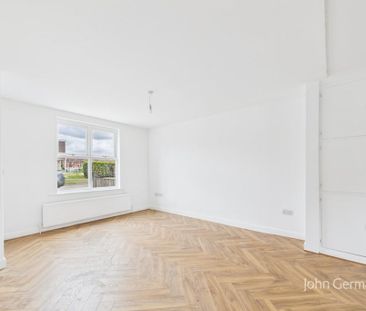 3 bedroom end of terrace house to rent - Photo 1