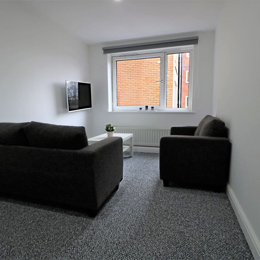 Flat 18, Samara Plaza, LS2 9DU, Leeds - Photo 1