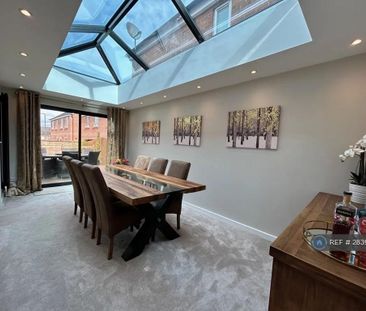 3 bedroom detached house to rent - Photo 4