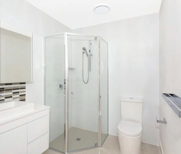 1 Bedroom Apartment Milton Precinct - Photo 1